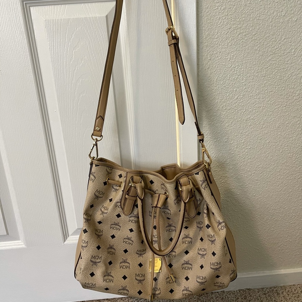 ‼️SOLD‼️Authentic MCM Vicetos drawstrings
